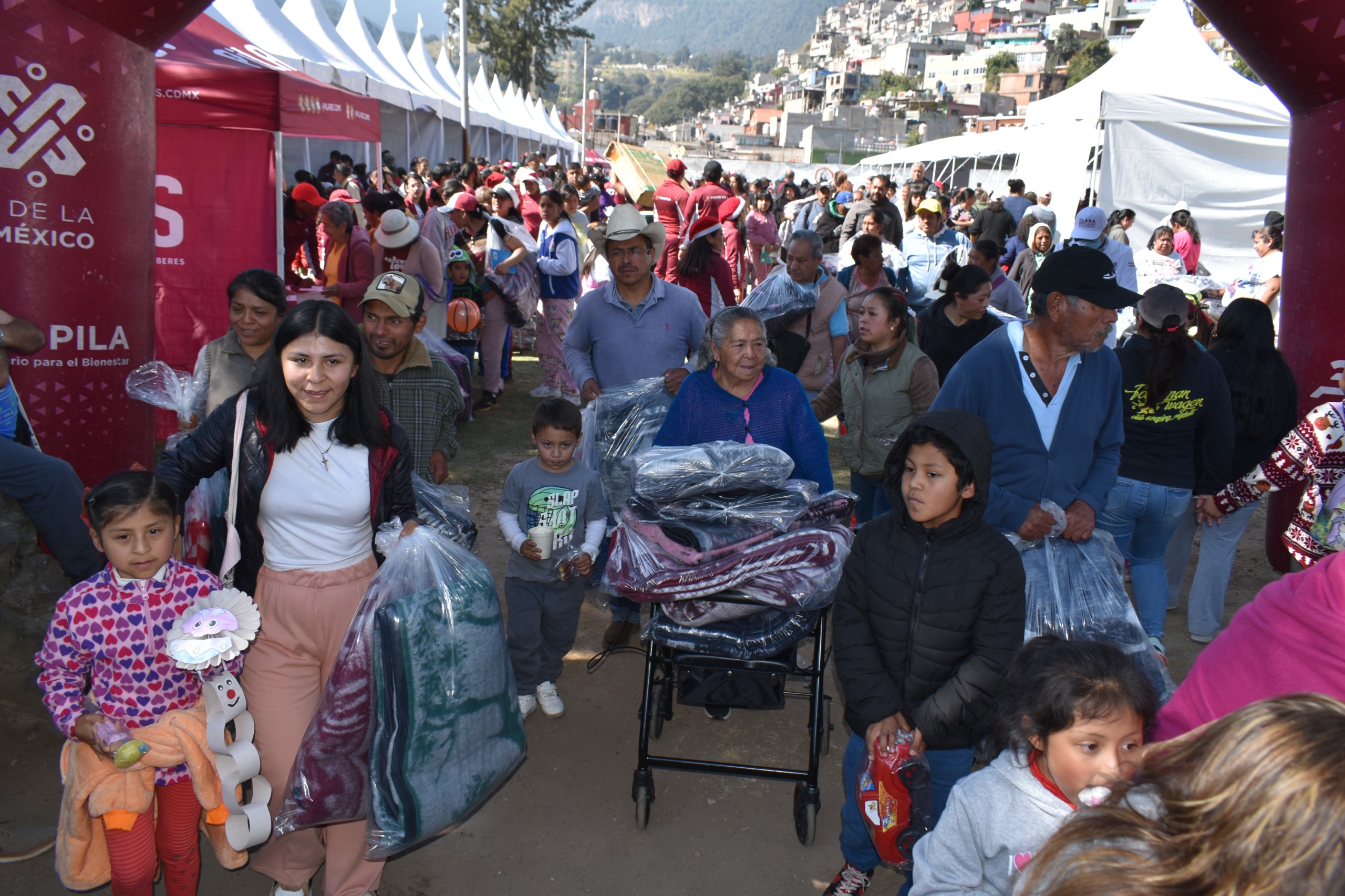 Protección invernal: Gobierno de la CDMX entrega apoyos en San Nicolás Totolapan