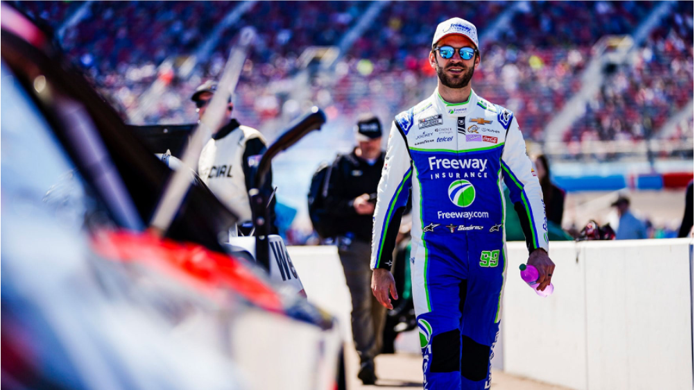 Daniel Suárez lleva a México al podio en la Nascar Cup de Las Vegas