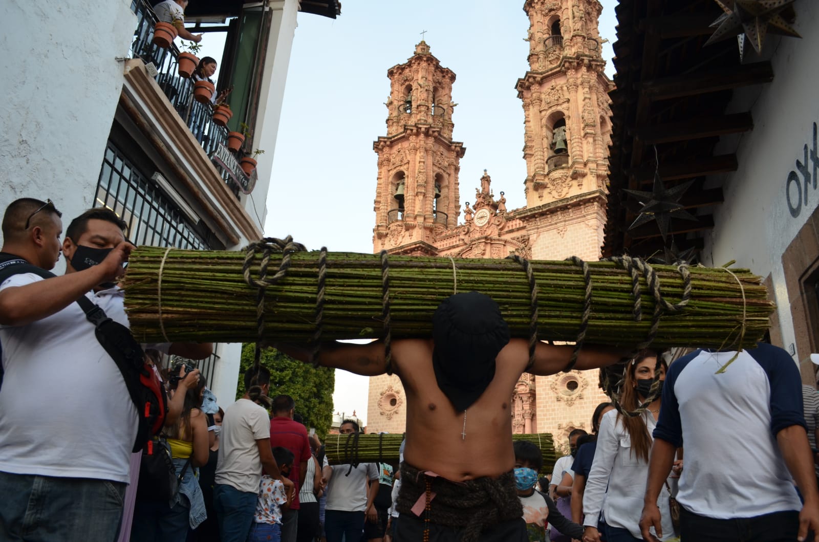 Semana Santa en Taxco: flagelantes, plata y sazón, la trinidad sagrada de Guerrero