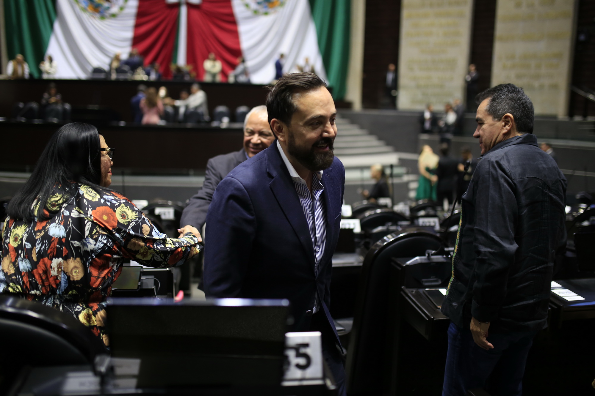 Diputados aprueban reforma para digitalizar contrataciones y frenar prácticas corruptas.
