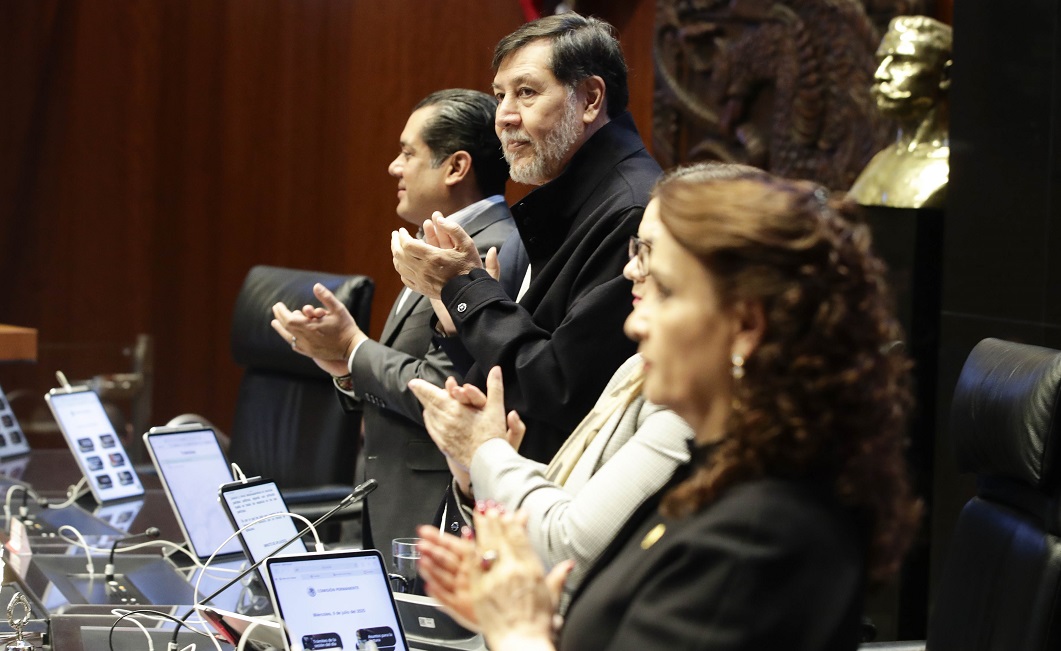 Alfabetizar para transformar: Legisladores proponen incluir enseñanza en el servicio social universitario