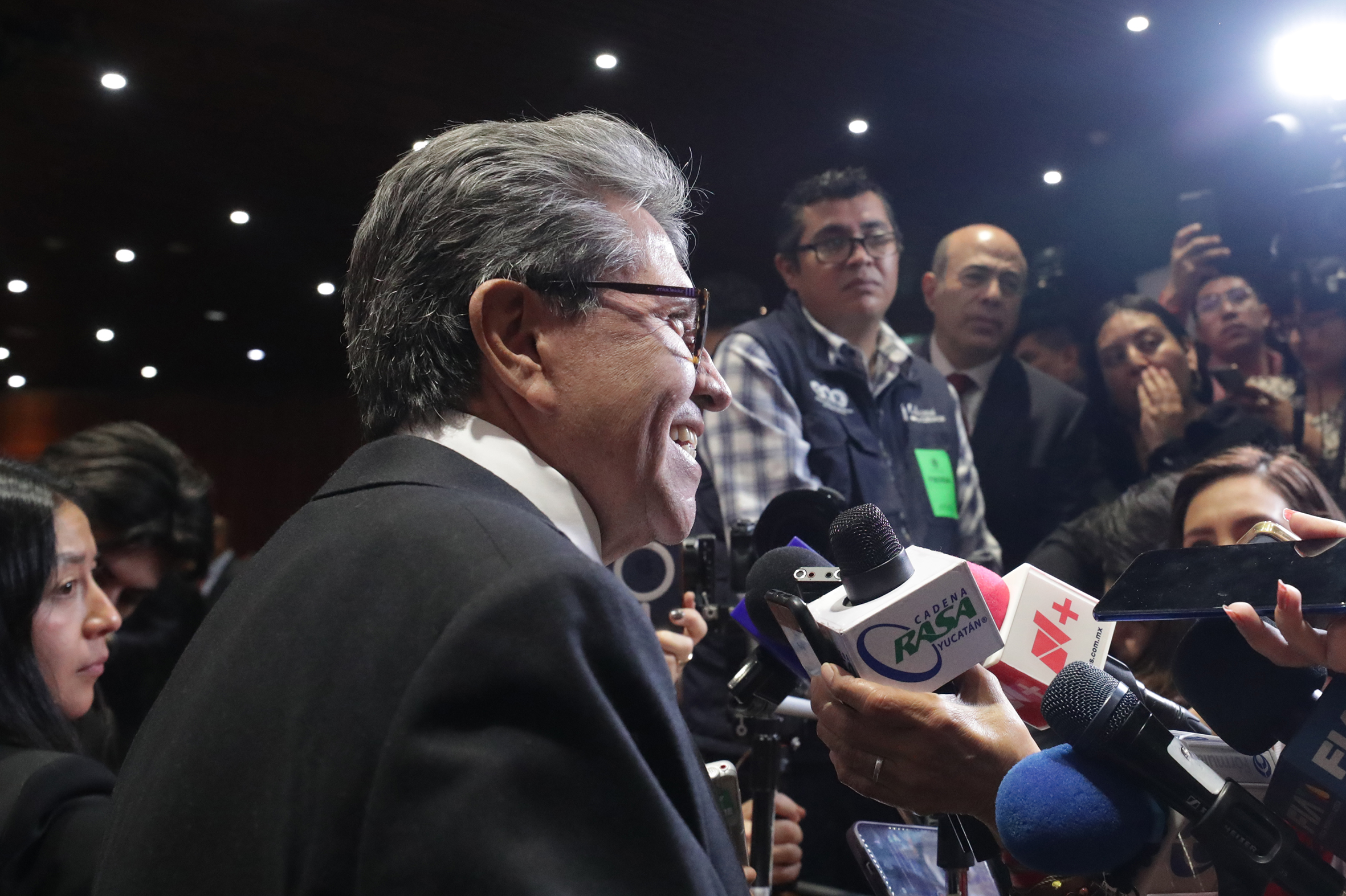 Ricardo Monreal asegura que reforma aduanera combate el tráfico y la evasión fiscal.